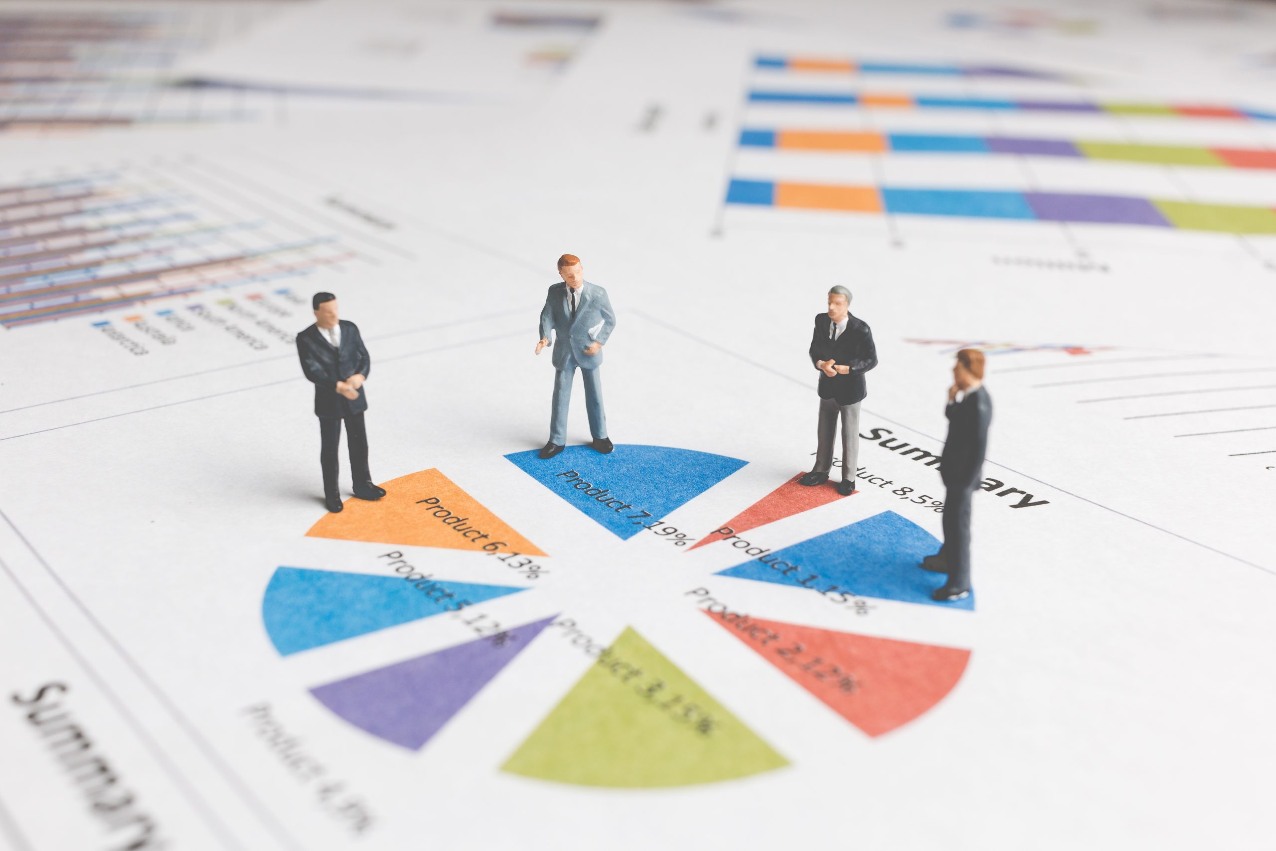 Audience segmentation strategy for Bulk SMS Malaysia visualised through customer data analysis and market segmentation